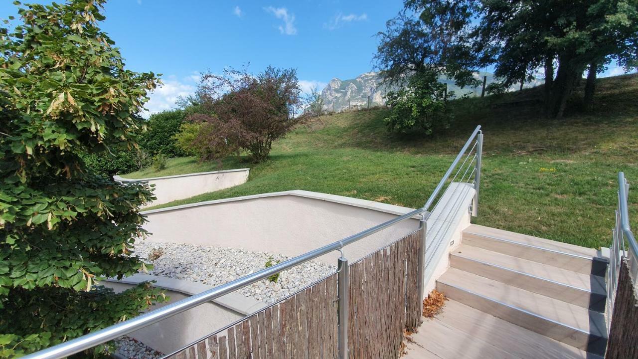 Gite Clair, Spacieux Et Cosy Avec Vue Sur Le Massif De La Chartreuse Apartment Sainte-Helene-du-Lac ภายนอก รูปภาพ